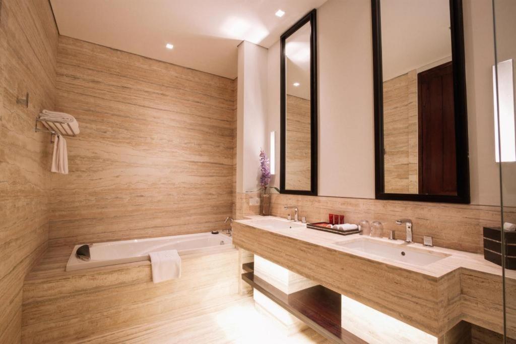 Bumi Segah Hotel Tanjung Redep 외부 사진